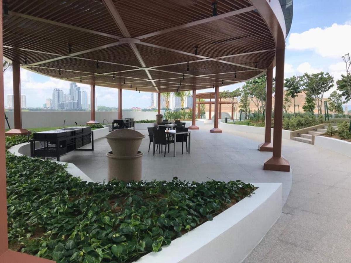 Almas Suite Puteri Harbour-T- Legoland-Jb新山- Sg新加坡 Nusajaya  Exterior foto